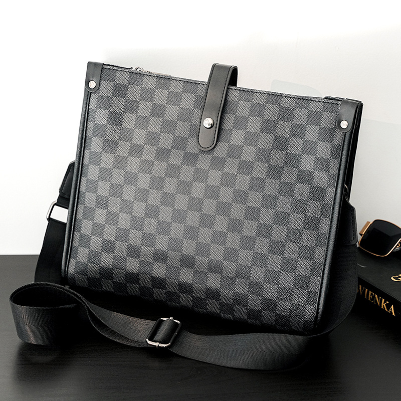 2023 New Men's Check Commuter Shoulder Crossbody Bag